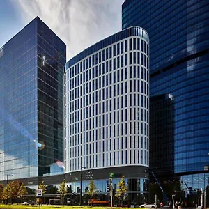 Express - - The Hub By Ihg מלון